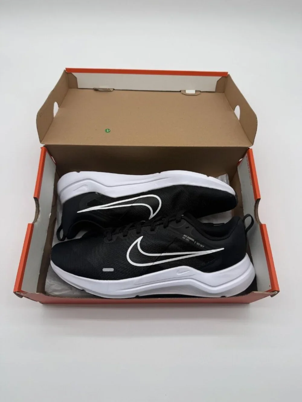 New Nike Downshifter 12 Running Shoes Men's Size 10 Black White DD9293 001